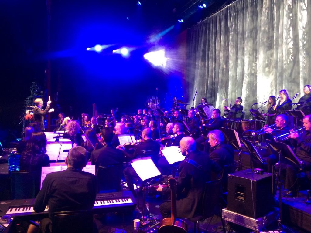 rte_co's tweet photo. Full on - the RTÉ Concert Orchestra and conductor David Brophy in action tonight at the @RTE2fm Christmas Ball for @ISPCCChildline @3ArenaDublin! #2FMXMASBALL https://t.co/kenazBIZzg