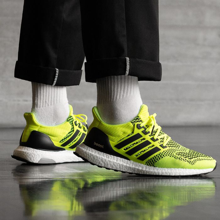 solar yellow adidas