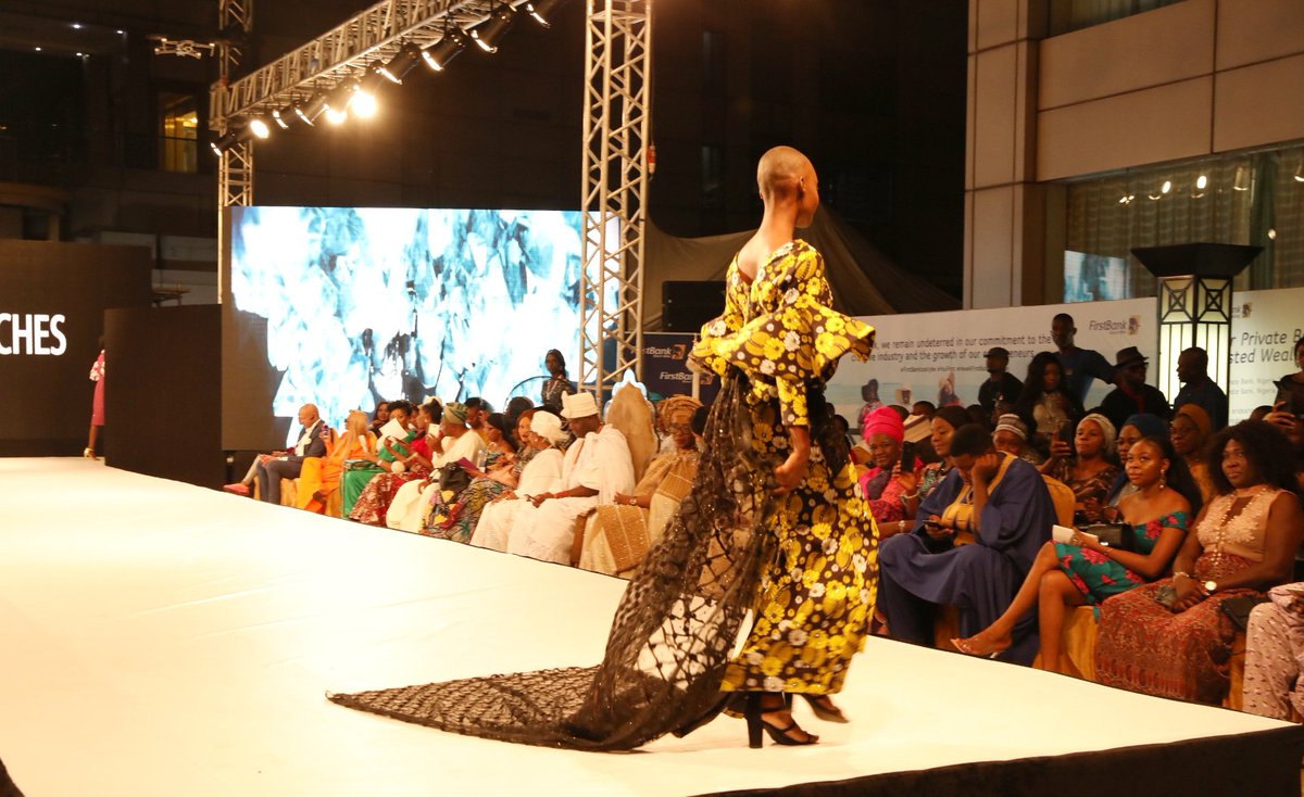 Fosayomi's tweet photo. #AFWL2019
#EkitiFashion
#EkitiCollection
#FashionWeek https://t.co/R8vzOny6V4