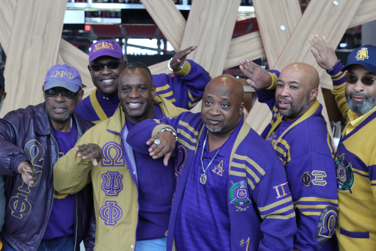 CelebrationBowl's tweet photo. OFFICIAL ATTENDANCE: 32,968

2nd highest attended Celebration Bowl in our five year history.

As we say every year, THANK YOU FANS for providing an incredible atmosphere at @MBStadium year after year #CelebrationBowl https://t.co/AliEnFnxya