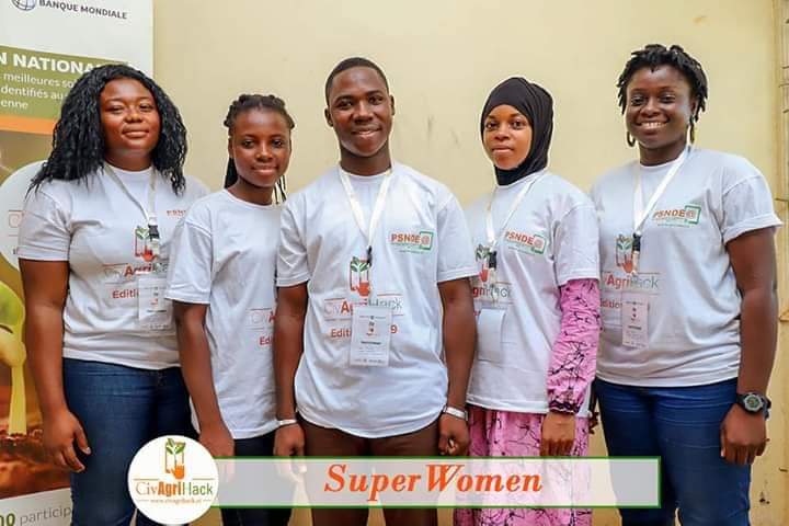 aboukam's tweet photo. #CivAgriHack2019 | La team Super Women est le grand gagnant de la 2e édition du hackathon nationale @CivAgriHack, remporte les 2 500 000 FCFA et 5 ordinateurs portables..
La liste des lauréats.. https://t.co/YV6zHJGE9I
#CivAgriHack #Psndea #Ict4Ag #Civ https://t.co/0kYuFsaw6n