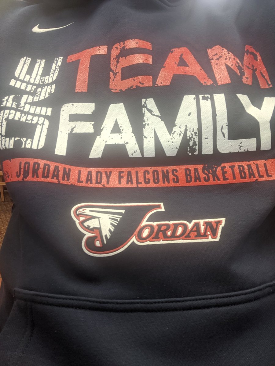 CoachTyCoxCPA's tweet photo. Jordan Lady Falcons close out 2K19 w/ 66-46 TEAM W over Nations Ford (SC) SHE GOT GAME - CLT @SheGotGame7. Jr Nia Howard 25p. Nice Ladies @JoriW12 @riahfromthebull @shauntislaaays @niahoops44 @AneesaIrizarry @Brynna_Bailey @AysiaHinton @gabrielled24 @sydneybarker_5 
#1Team1Family https://t.co/MQA6jmKAgC