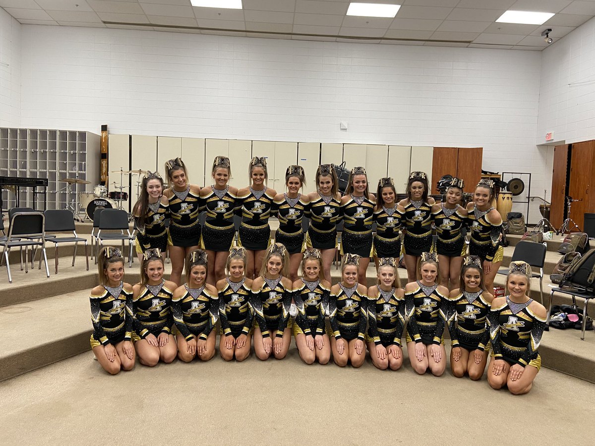 TBoltCheer's tweet photo. Loved watching our athletes compete in these beauties for the first time today and in our home gym! This group put in the work this week and I can’t wait to see what they have in store for 2020 💛🖤⚡️🖤💛
#LST20 https://t.co/JI8V1gfKiZ