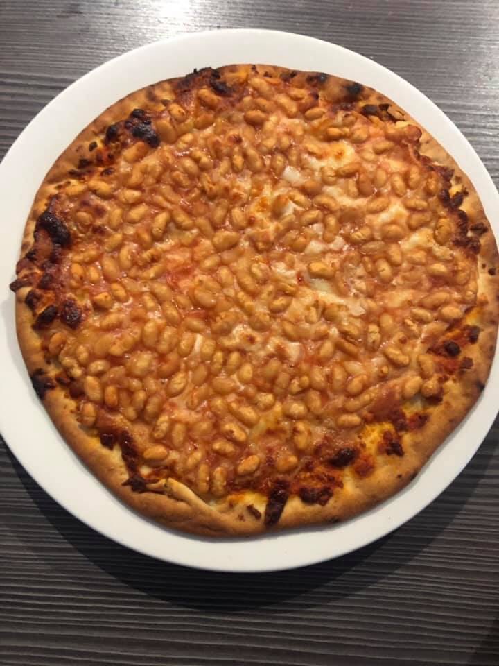 Heinz Baked Beans Pizza