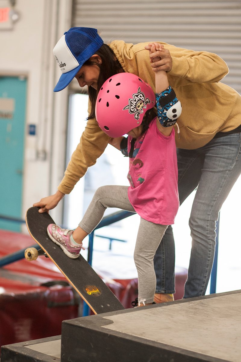 ‘I am not a teacher, but an awakener.’ –Robert Frost
​
​​📷 Chris Sanchez @chrispphotog 🙌
​ ​Ladies Skate Session at @catrainingfacility ​
​🥰 Show your love and come and skate 🛹✨
​#SkateConGusto #LadiesSkateSession #caft #girlswhoskate #thankyouskateboarding