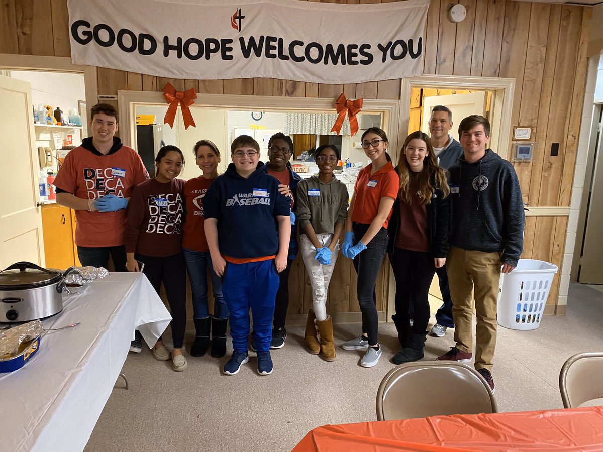 gfhs_deca's tweet photo. Grassfield DECA members served the homeless at Good Hope Methodist Church last night! #deca #gfhsdeca #vadecavision #communityservice #grassfieldhs #emergingleaders #cpschoolsva https://t.co/LAYQTXRu9A