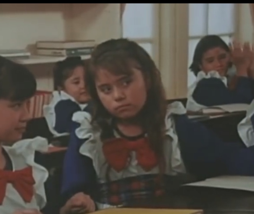 drunkwithmarga1's tweet photo. Your childhood ain’t shit if you don’t know this overly-insecure little girl. 🤣 https://t.co/RXE0gyZywG