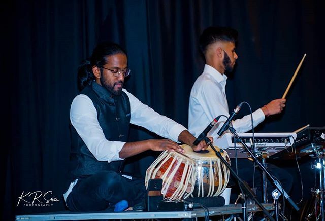 Closing out 2019 with a couple more performances 📷 <a href="/krsiva/">Sivakumar Ramanujam</a>

#endofanera #newdecadenewproblems #tablaplayer #performingmusician #musicphotography #musiciansofinstagram ift.tt/2Mj0RuR