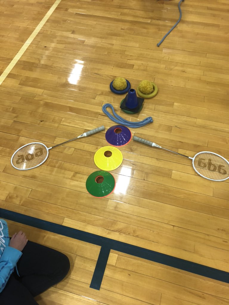 PEPaige1's tweet photo. Students used gym equipment to build snowmen. They had to run laps to get equipment. 1 lap = 1 piece of equipment. They never slowed down. So much creativity, wish I could post everything! #rprhinos #apride https://t.co/g2ljbcWUuu