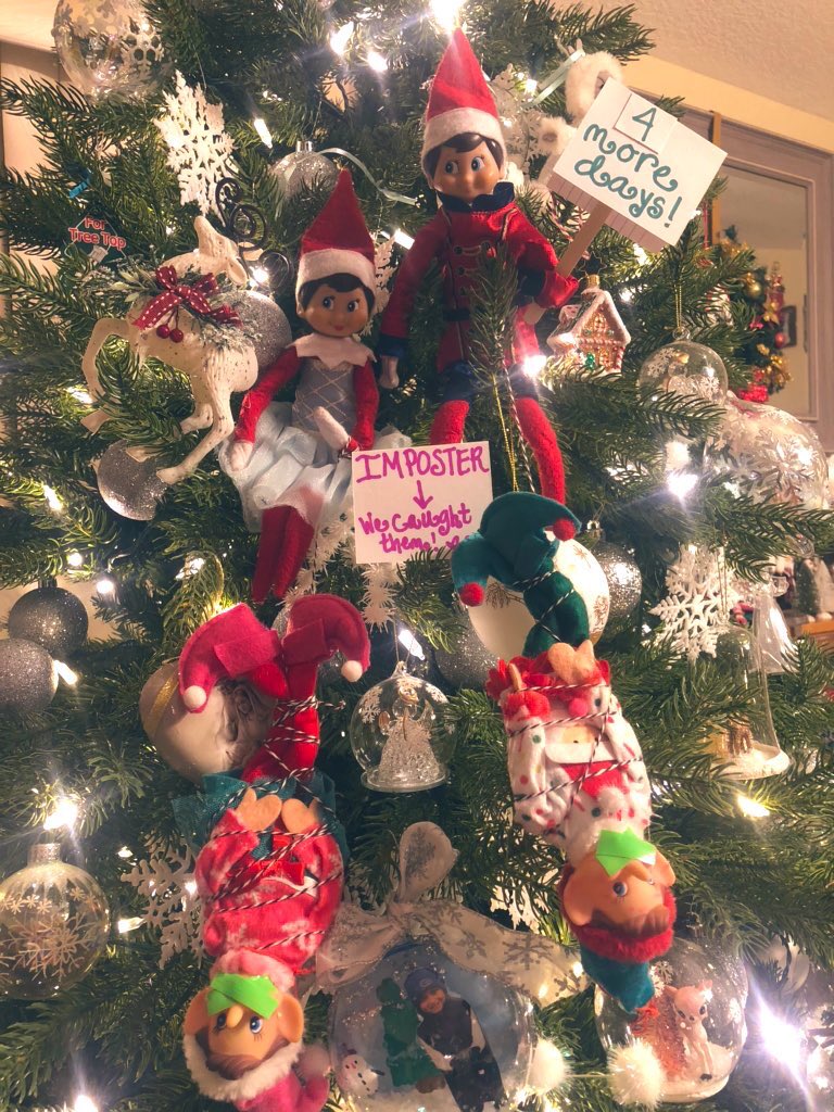 Mslindzy_xo's tweet photo. Elf surveillance 24/7 🚨🎥🔍#day22 #nofakeelfshere #imposters #ScottyandSophie #4moresleeps #ElfOnTheShelf #elfseason #tistheseason @elfontheshelf https://t.co/Xo5lVEbMNF
