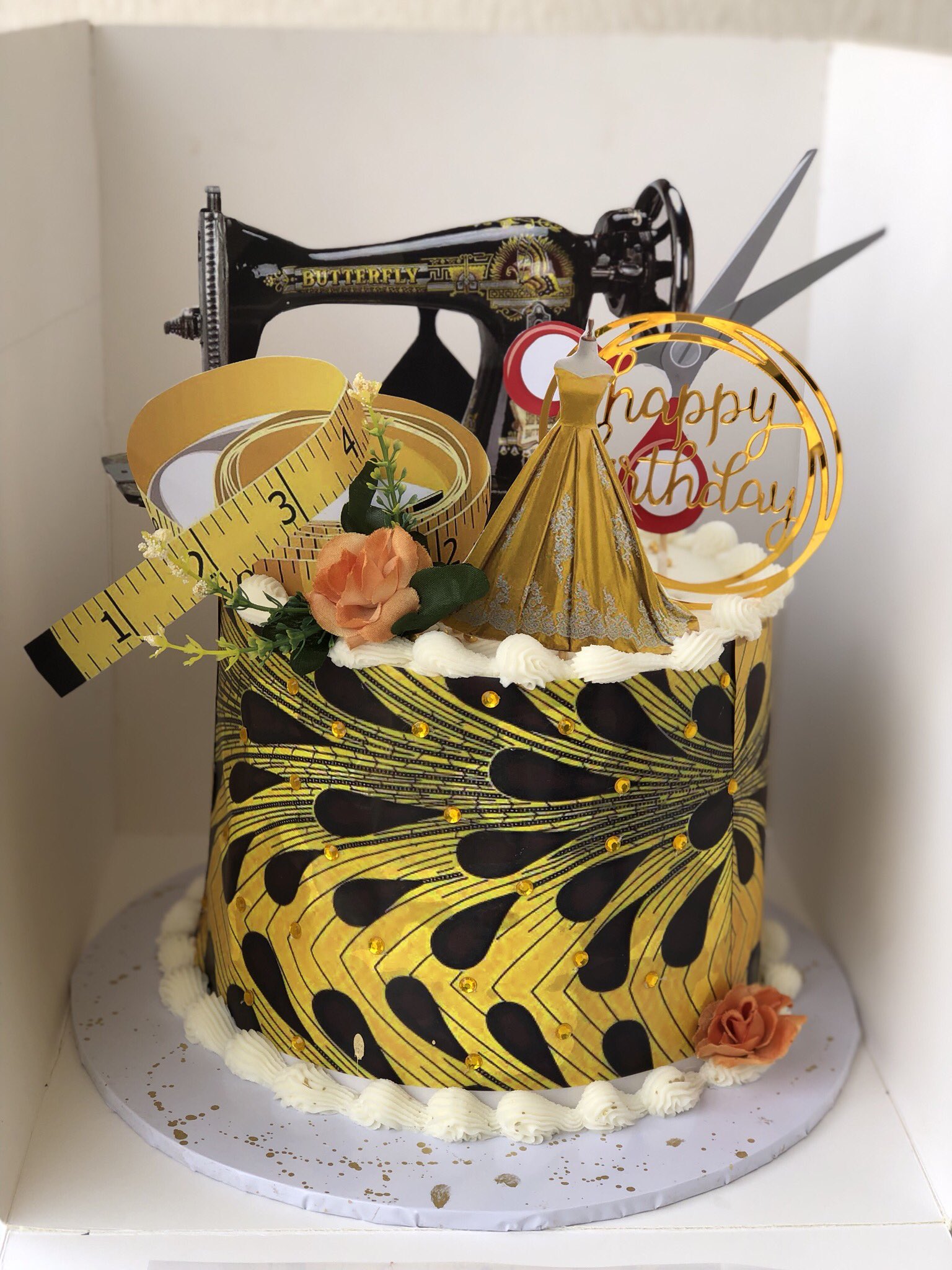 A cake for the best tailor #Mom... - Juliali Fairy Cakes | Facebook