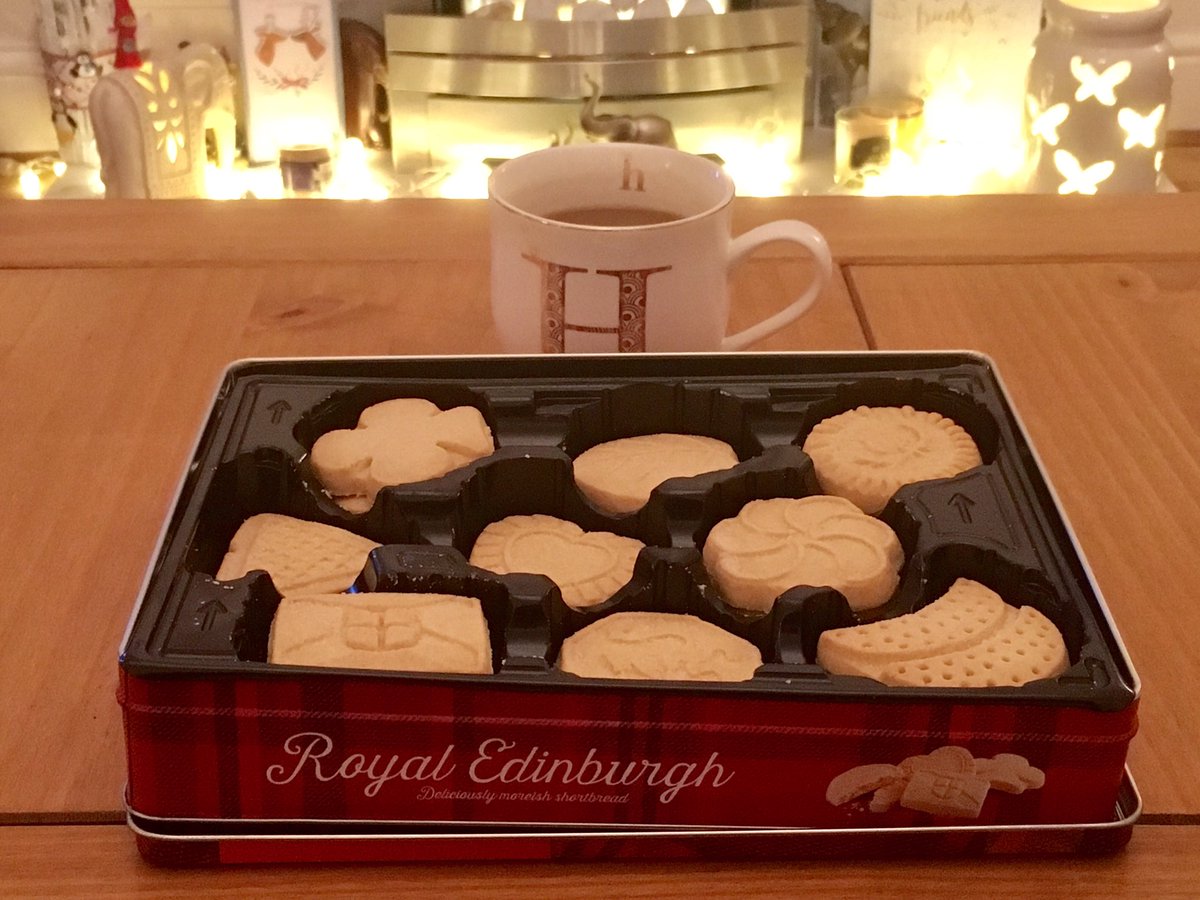 hazypets's tweet photo. When the Christmas shortbread is handed out and of course the #obligatory #shortbreadwatch tweet too ,it's just gotta be done 😂@Pulse2Radio @blokeonradio !!! https://t.co/IQWcgkGO85