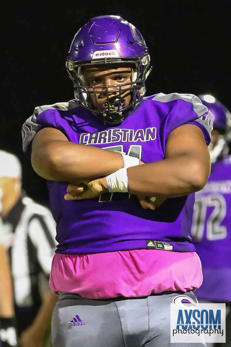 x__chevy's tweet photo. Blessed to be named first team all state deffensive line AND first team all state offensive line https://t.co/1UhAqvWEV9