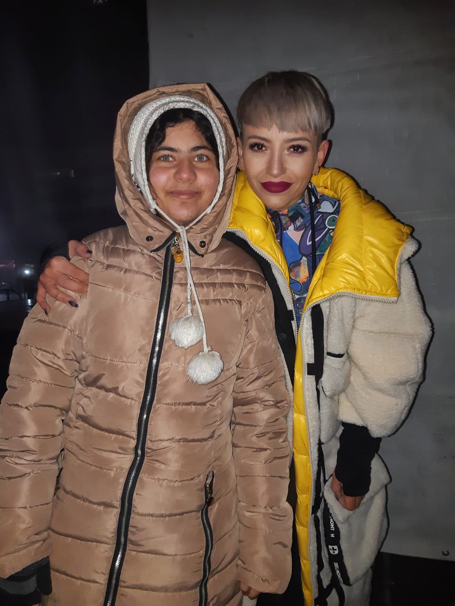 alinaiacobb's tweet photo. ❤🎤📸
#girls #magurele #instagood #2k19 #happy #smiles #women #men #photos #artists #craciundepoveste #singer #people #december #christmas #friday #show #cristinamihaela #giulia #presenter #djproject #concert https://t.co/dYeaEeF7B0