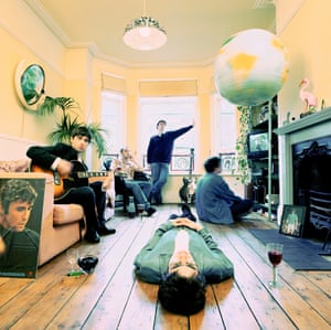 MrDarrenGourley's tweet photo. If only I had any musical ability... My life could have been so different. #DefMaybe25 #Oasis https://t.co/HglVdkyXdb