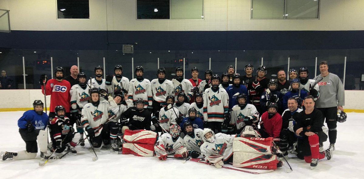 RocketsMBAAA's tweet photo. Was a great time last night having our families out for a game and some eats! #RocketsFamily @BCHockey_MBL https://t.co/TLmsedBV1V