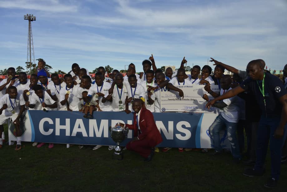 FaMalawi's tweet photo. #KBBE
FISD Challenge Cup Final
After Post Match Penalties
Kamuzu Barracks 2 (1)- (1) 4 Blue Eagles
Blue Eagles are 2019 FISD Challenge Cup Champions after beating Kamuzu Barracks 4-2 in post match penalties at Civo Stadium. https://t.co/kN4Jw0vmdm