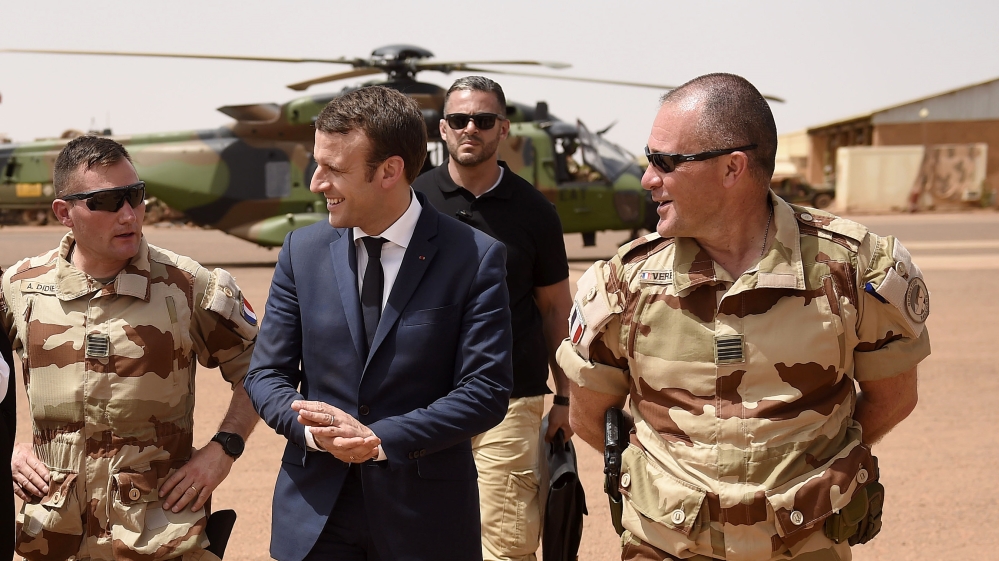 AJEnglish's tweet photo. French soldiers kill 33 'terrorists' in Mali operation, says President Emmanuel Macron https://t.co/H0JQtfWz97 https://t.co/fqJTTRH8LA