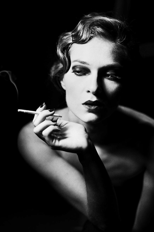 Intornoai50's tweet photo. Roza Sampolinska

#SaturdayCigarette https://t.co/7Xr5aCgPU4