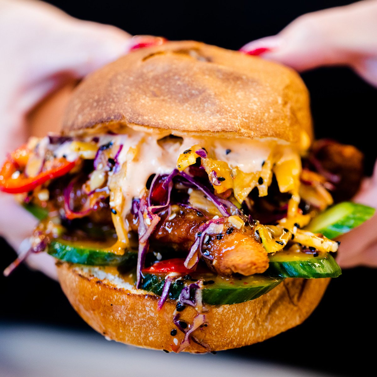 SessionsWCD's tweet photo. In unrelated news to the #ChickenSandwichWar, our Spicy Crispy Chicken Sandwich should be in a category of its own. With ingredients such as chili-garlic apple slaw, sriracha aioli and G's nuts, who would disagree? A truly #Radical sandwich in every sense of the word. https://t.co/MfwG04mBuZ