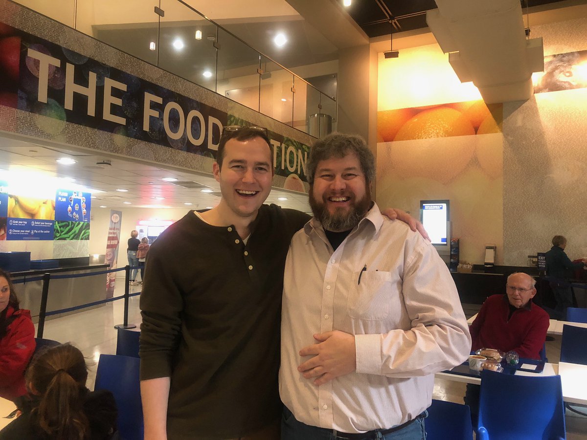 rayedits's tweet photo. Holy cow!  I’m eating lunch at the #Newseum and heard someone talking about @uarkjournalism at the next table.  I turn around and it’s none other than @arkansasalumni @gaufre former data journalist extraordinaire and now president at @news_guild. https://t.co/DSXdaaNGyp