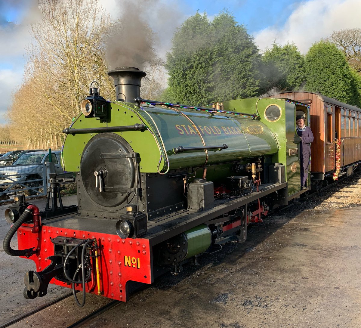 bvincer90's tweet photo. Delighted to have been formally passed out as a fireman at the Statfold Barn Railway today ๐๐ Thanks to all those who have helped and supported along the way! #santaspecials #statfoldbarn https://t.co/8J2AOUMzAM