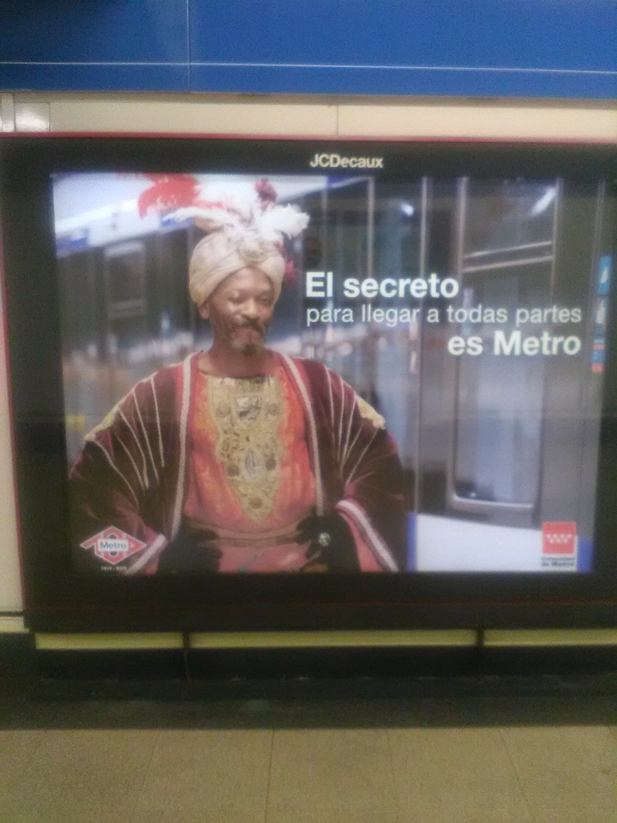 ilion2003's tweet photo. Pedirá VOX en la asamblea de   la @ComunidadMadrid para apoyar los presupuestos de @IdiazAyuso la retirada de este cartel?
Ya sabemos que a los trogloditas el rey mago negro les da alergia https://t.co/MlHcXQ70qB