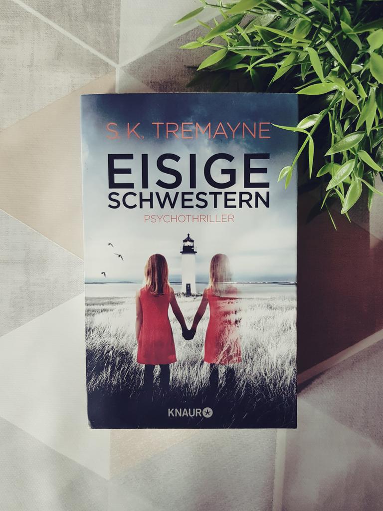 Für alle Fans von Psychothrillern: "Eisige Schwestern" von S.K. Tremayne. Schaut auch gern dazu meine Rezension an. Verteilt wurden gute 3,5 🌟!

aljus-bookblog.blogspot.com/2019/12/eisige…

#thriller #eisigeschwestern #tremayne #psycho #lesen #bücher #knaur #büchersüchtig #bücherliebe #books