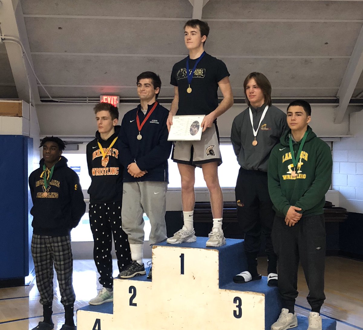 da9293's tweet image. Freshman @BataviaWrestler represent well at Rus Erb Tournament!