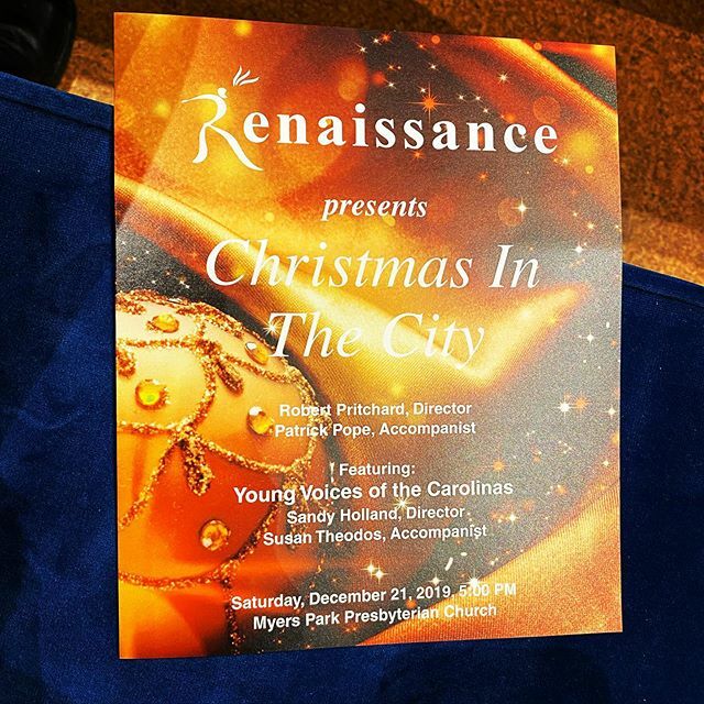 MINIRAMBLE's tweet image. Confession time... We JUST put up our #christmastree today. 😳😱😂. Topping the day off with a Christmas choral performance. #chrismasinthecity #renaissance #holidayseason #choralmusic ift.tt/2EG7DGu