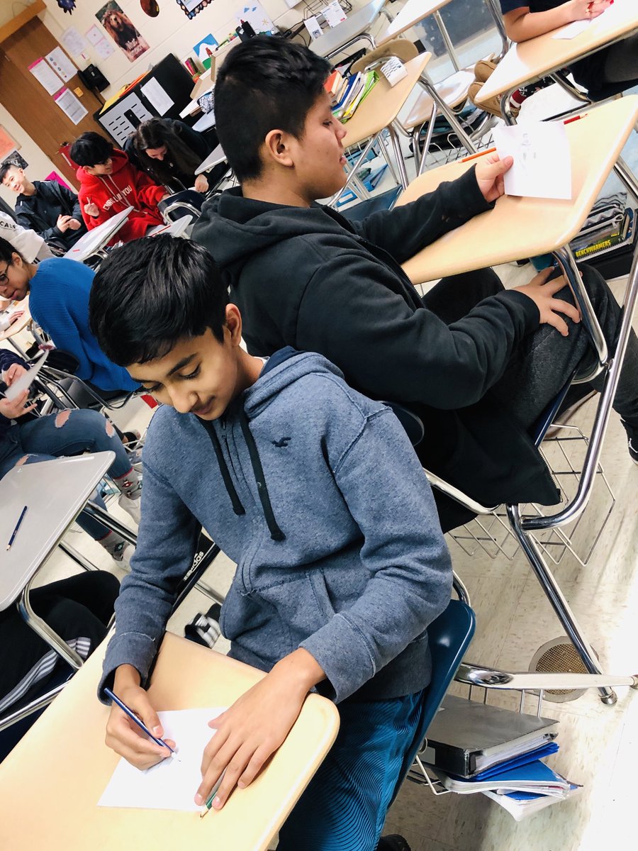 SafarScience's tweet photo. wrapped up the decade with a communication skills activity to simulate precise instruction &amp; careful listening between NASA ground control and astronauts. Result: A LOT of laughs! ⁦@MHKAdmin⁩ ⁦@EWRSDK12⁩ ⁦@EWRSD_math_sci⁩ ⁦@MHKprincipal⁩ ⁦@NASA⁩ https://t.co/ReLuN2QrOX