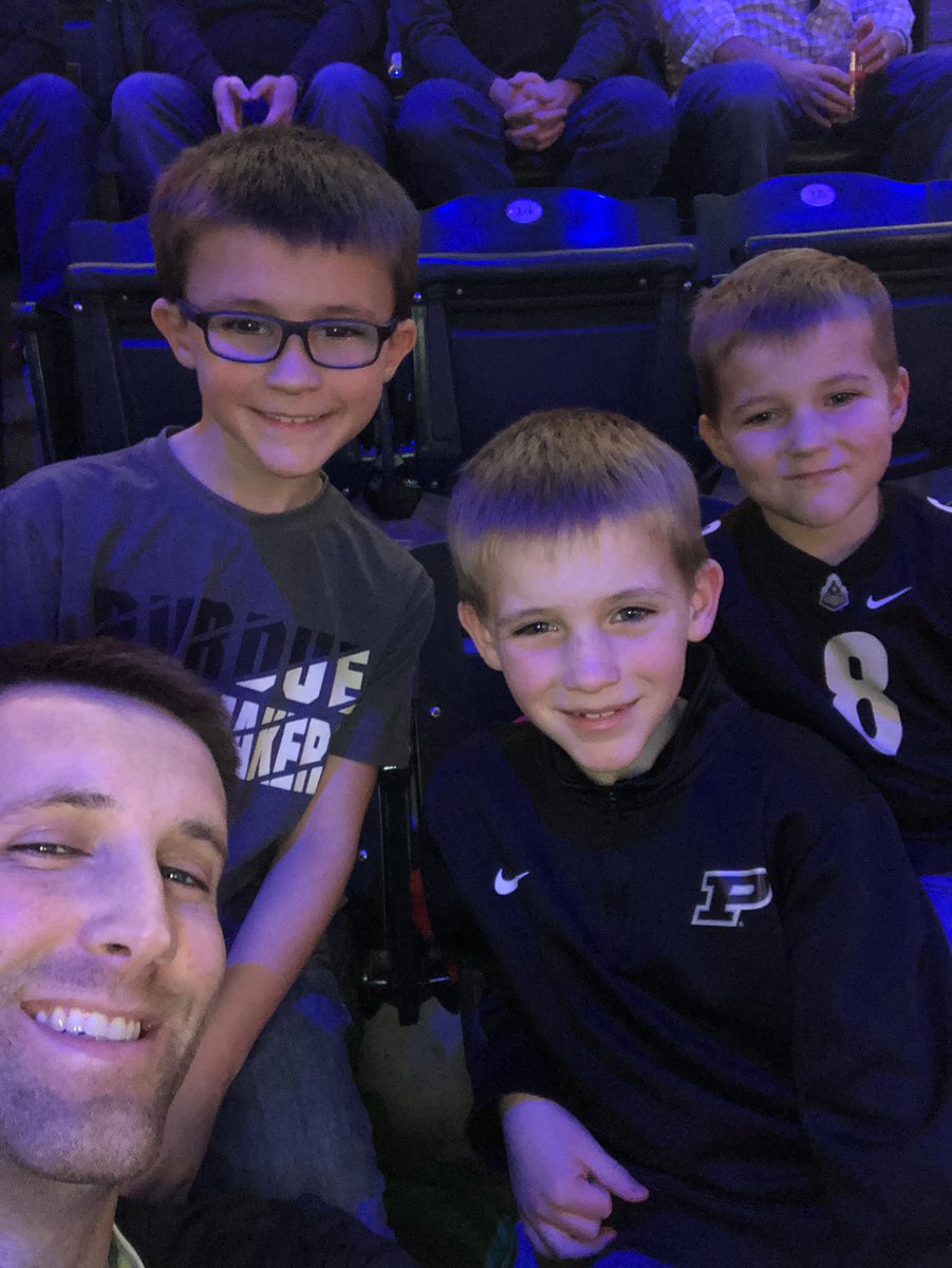 brandclint's tweet photo. Go Boilers! #CrossroadsClassic https://t.co/jZ4TbWbZ4X