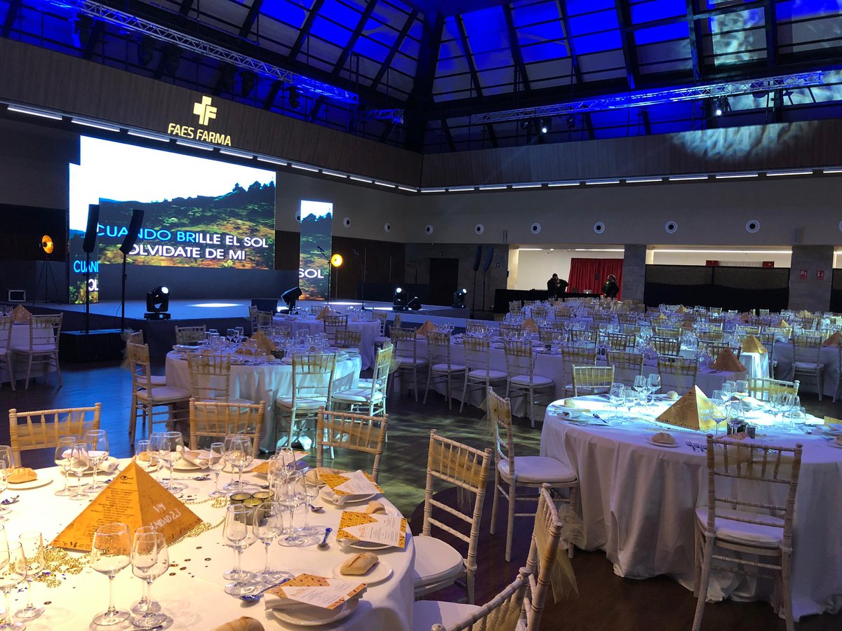 Alkilaudio's tweet photo. Muy orgullosos del trabajo realizado en la convención de @faesfarma
🏦 Convención en el @AsiaGardensES
🍽 Cena de gala en Villa Aitana
🍽 Cena temática en @TerraMitica
#events2019 #iluminaciondecorativa #sonidopro #video #ledpixel #somoscreativos https://t.co/po5UOp5xGb