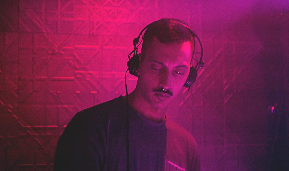 uzzv's tweet image. Focus on the #weekend 

📸: @ajshootingit