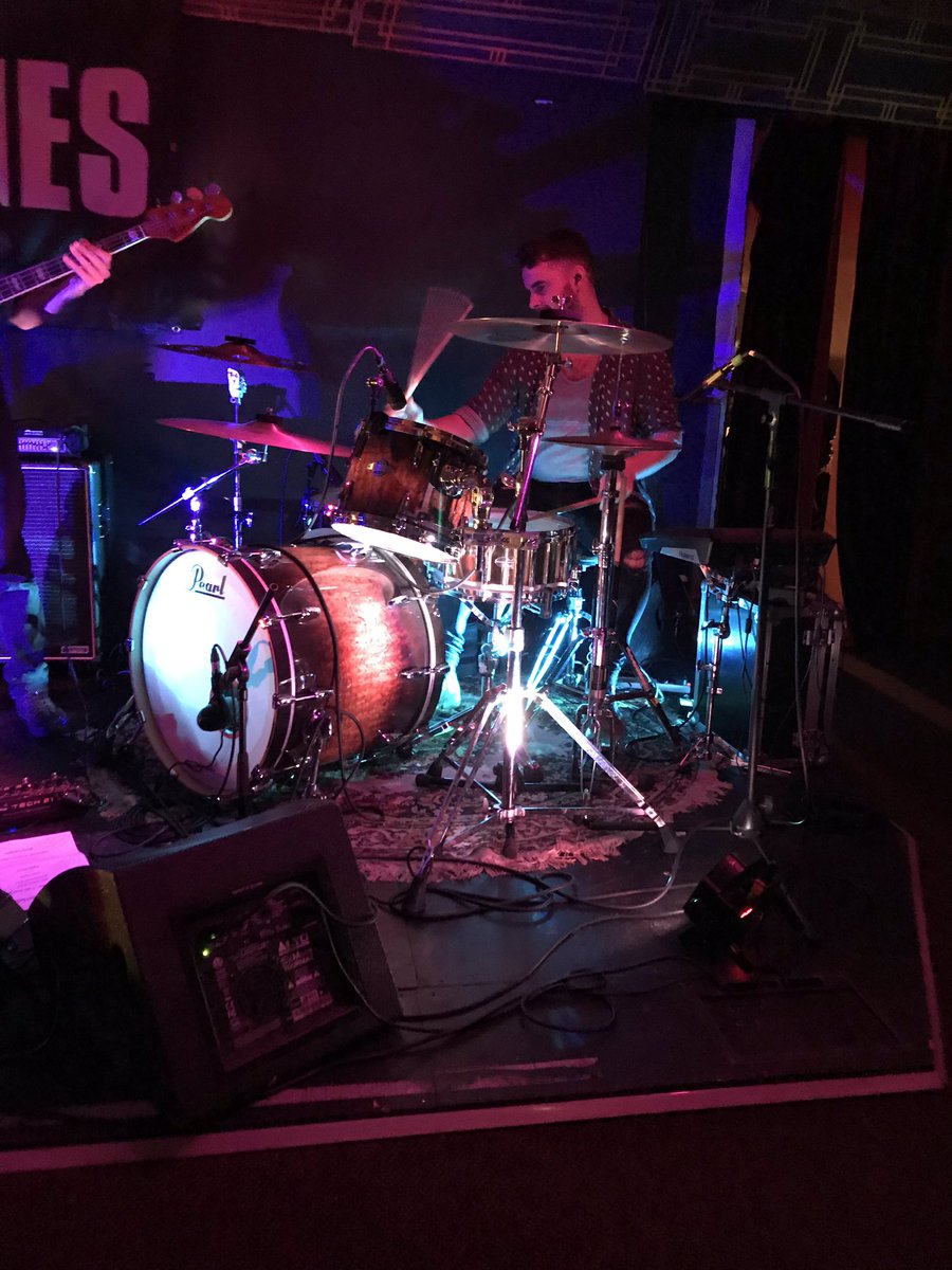 Bryan Molloy (@molloybryan) on Twitter photo <a href="/itsKingBones/">K I N G • B O N E S</a> on stage at <a href="/BelloBarDublin/">BelloBarDublin</a> on Friday 🙏🏻 #itsKingBones #KingBones <a href="/itsKingBones/">K I N G • B O N E S</a> on stage at <a href="/BelloBarDublin/">BelloBarDublin</a> on Friday 🙏🏻 #itsKingBones #KingBones