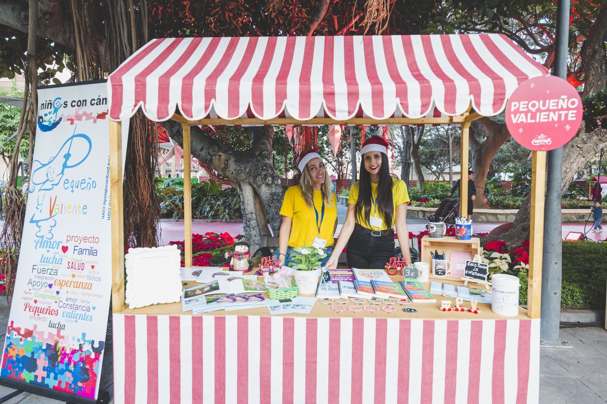 ¡Y ya cerramos por hoy!
Pero no queremos hacerlo sin darte las gracias por venir y recordarte que una parte de la recaudación de #PetitChristmas2019 será donada a la asociación <a href="/pequevaliente/">Fundación Pequeño Valiente Cáncer Infantil</a>.

¡Te esperamos mañana también, de 11 a 19 h! 🎅🏼