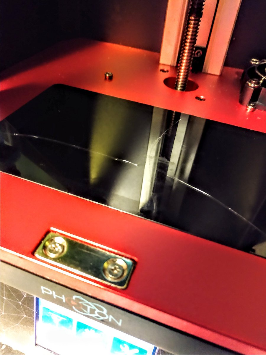3d printer screen cracked