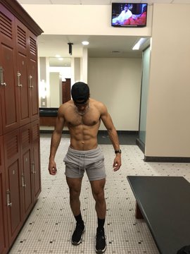 _thatexaspapi's tweet photo. Me pretending to be a bodybuilder 🔥 https://t.co/8A9skyuoGB