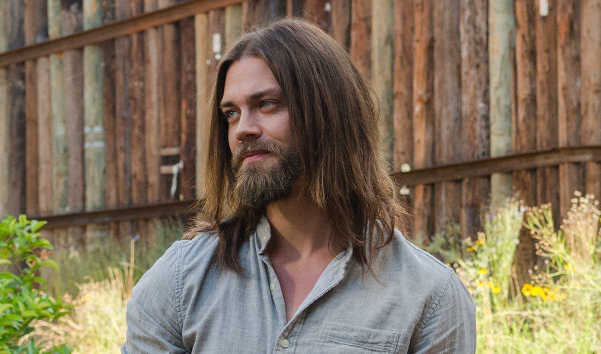 Happy 37th birthday to THE WALKING DEAD\s Tom Payne!

I guess Jesus has two birthdays this month... 