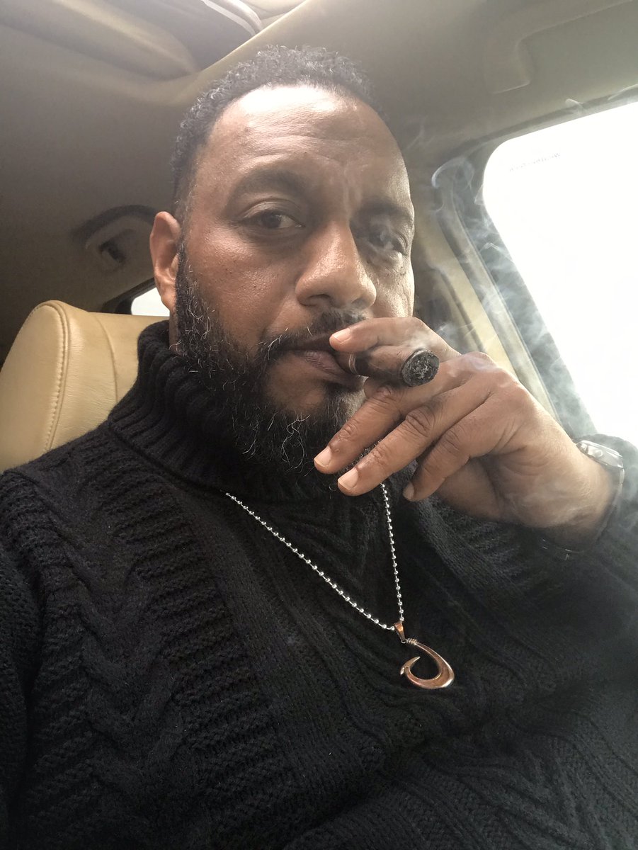 prezedwards's tweet photo. Retired life! https://t.co/lNoC4ugIf8