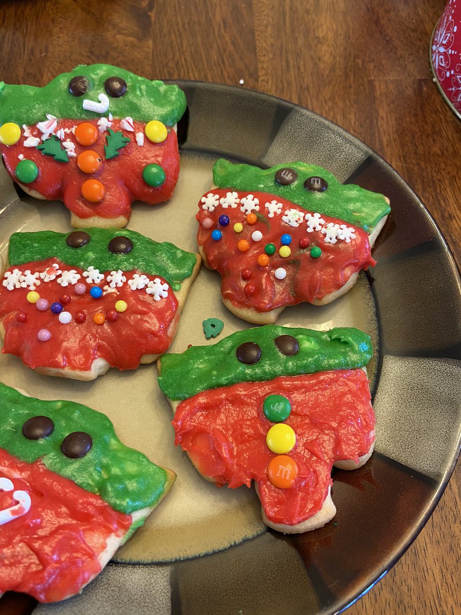 Annual Cookie Baking #d25itspersonal  <a href="/AHSD25Patton/">Patton Elementary</a>
