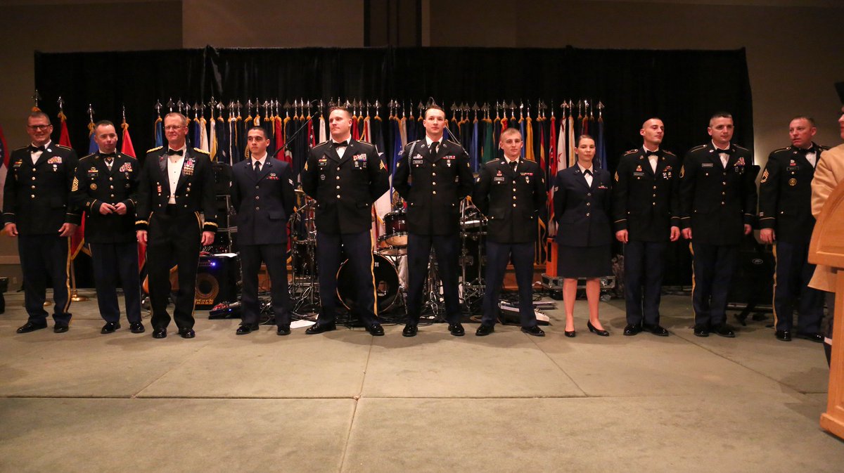 Missouri_NG's tweet photo. The Missouri National Guard celebrated the National Guard's 383rd Birthday this last weekend. This event honored the Men and Women of our Armed Forces and their contribution to our great nation.  Cheers to another great year in the Missouri National Guard! #MOGUARD @GovParsonMO https://t.co/N3FiTYD0A2