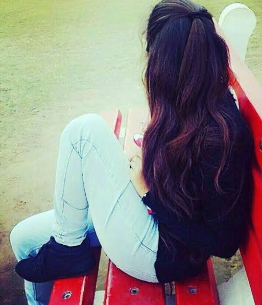 Priyanaka__'s tweet photo. अपना लक्ष्य अमीर "बनने"
का रखिये....!

अमीर "दिखने" का नहीं...! 👌🙏
#CAA_NRC_Protest 
#जयश्रीराम https://t.co/jFmCMQEdV7