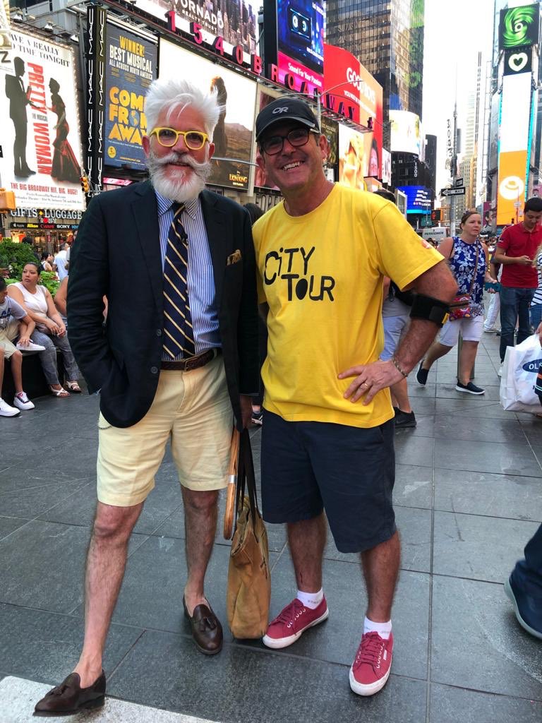 ¿Donde están nuestros aventureros <a href="/FedeTour/">Federico Sanchez</a> y <a href="/Cumparini/">Marcelo Comparini</a> ?✈️🌏🇺🇸🗽 #NuevaYork #CityTourOnTour 🔝