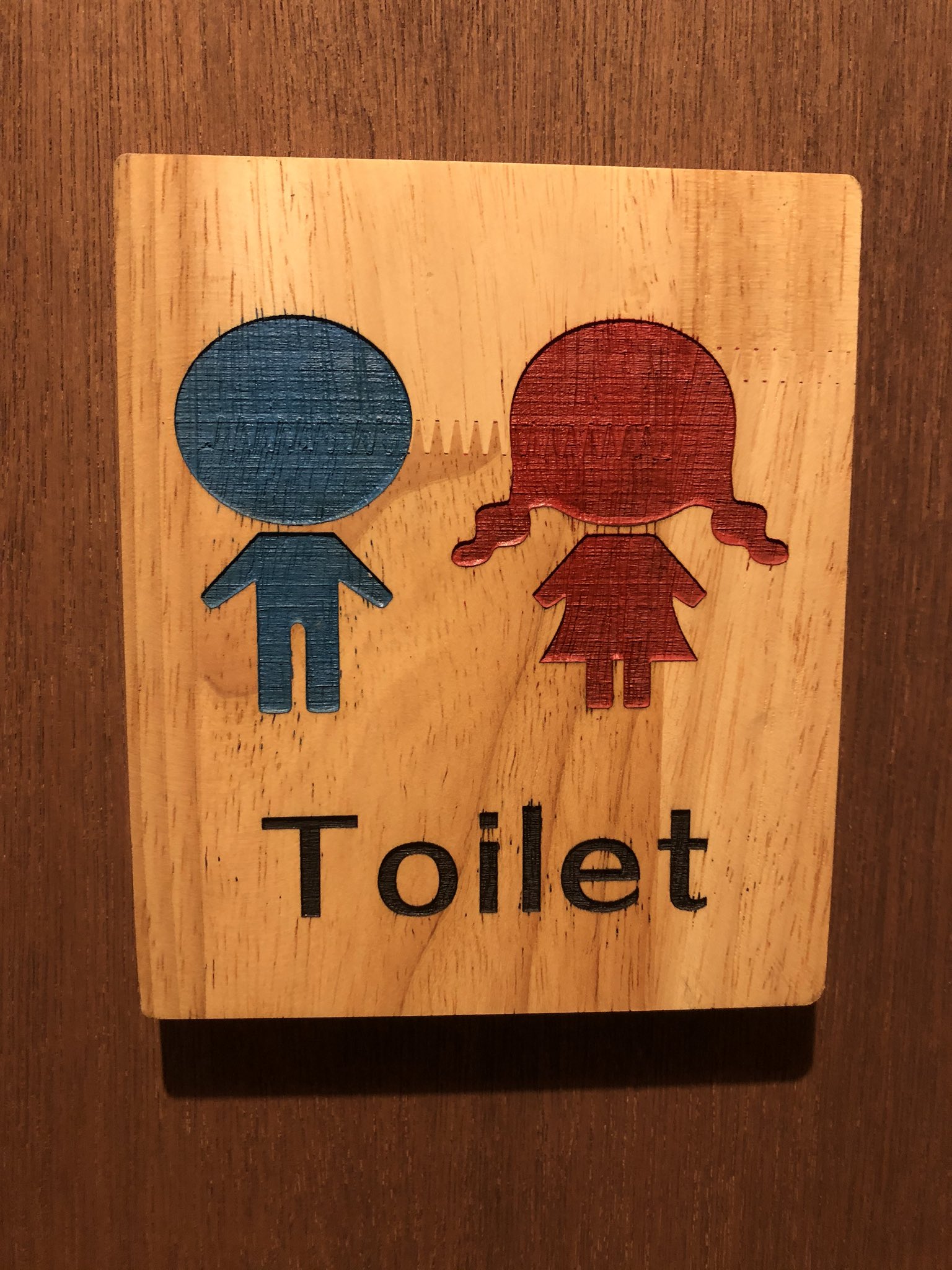 トイレマーク同好会 可愛いマーク 二頭身系も良いですね 三つ編みツインテールが可愛い 男女は 色分けで明確 三つ編み ツインテール トイレ トイレマーク デザイン T Co Pjmdqofa6d Twitter