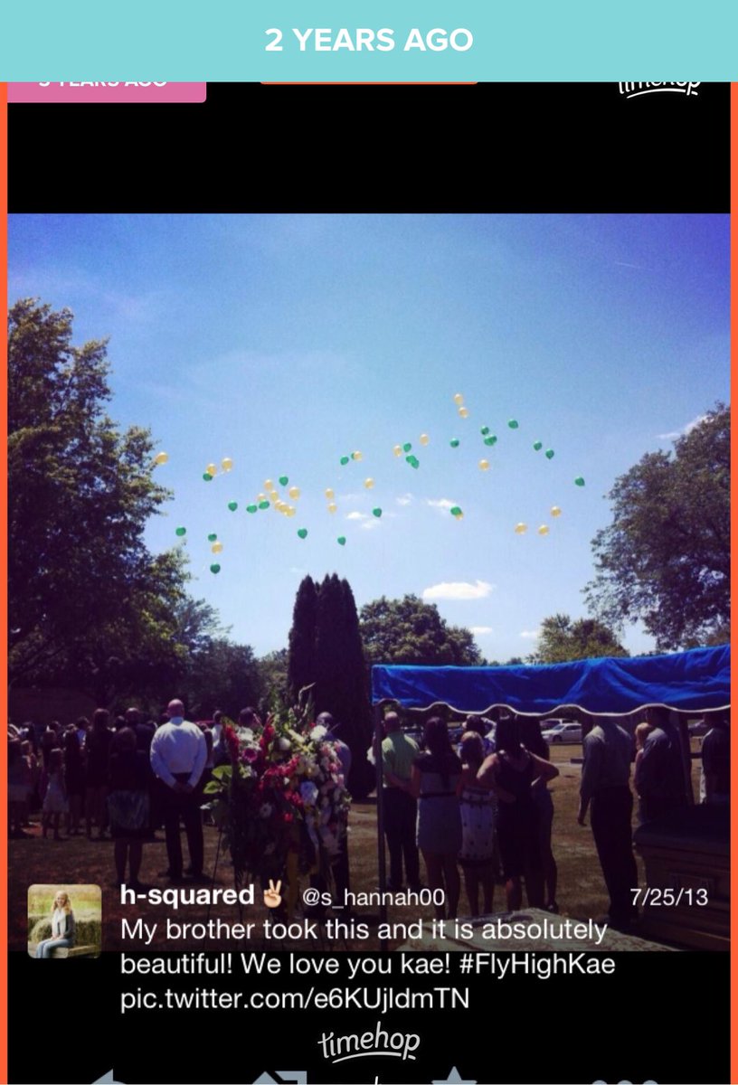 FayGail's tweet photo. On my timehop. Must be a reason... #neverforget#lovemykae💚 https://t.co/JrtLRRZ6rw