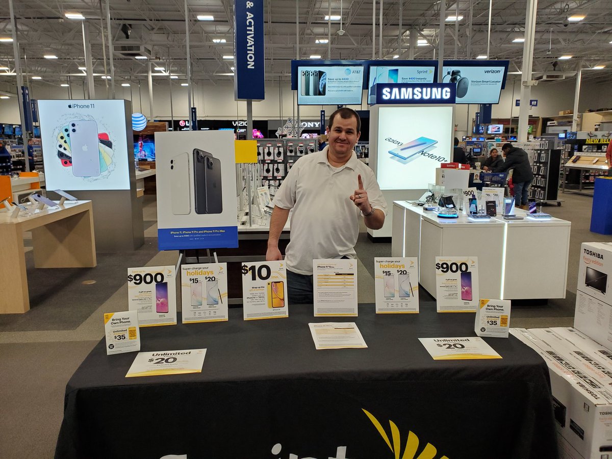 Come see me at Rochester Best Buy for the best deals on @sprint. <a href="/SamsungMobileUS/">Samsung Mobile US</a> #GalaxyS10 for free with a new line and <a href="/Apple/">Apple</a> #iPhone11 free with trade in. These deals won't last long so come and get it! <a href="/PrezKLRB/">Tony Bauer</a> <a href="/kimwhite4/">kim white</a> <a href="/mmcmahon09/">Michael McMahon</a> <a href="/CjDrikakis/">CJ Drikakis</a> <a href="/NRSPG_ESeaton/">Eric Seaton</a>