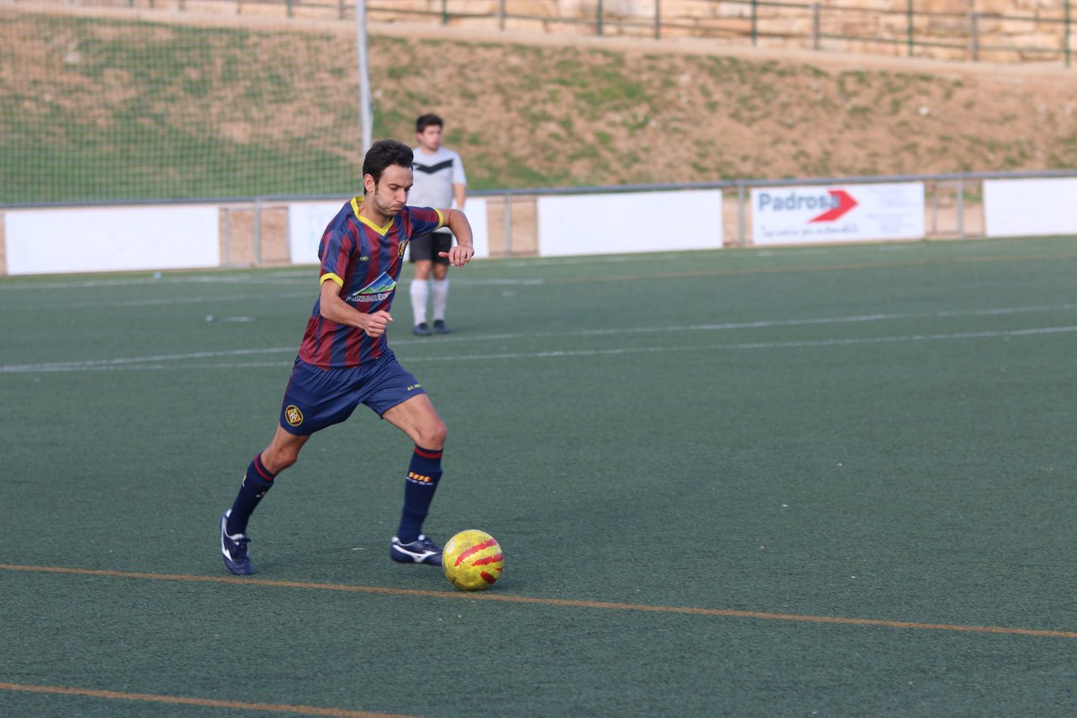 ae_stgregori's tweet photo. ⚽ @ae_stgregori 2-2 @uefontcoberta 

La nota positiva del matx ha estat el retorn de @IsaqueROVD als terrenys de joc després d'un mes i mig lesionat 💪

Contents del teu retorn, Isaac! 👏 https://t.co/IP9HzWEZZ9