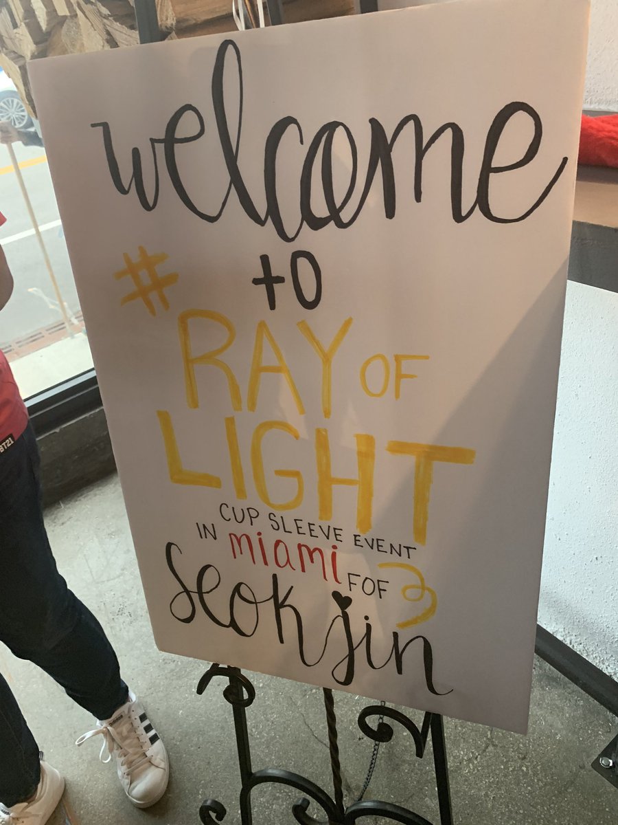 denialovesbts's tweet photo. #RayOfLightKSJ https://t.co/SslQ1fjWUs
