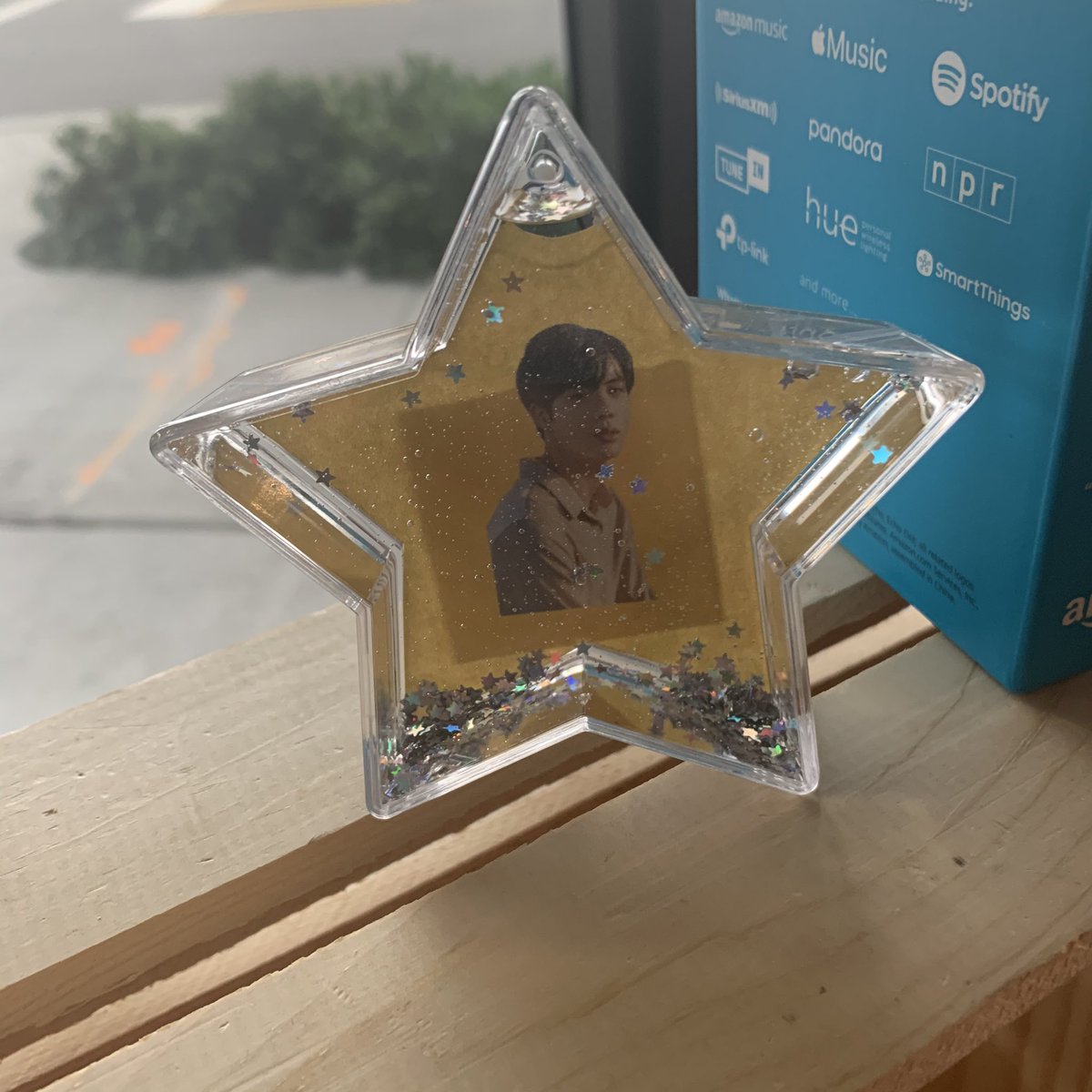 denialovesbts's tweet photo. #RayOfLightKSJ https://t.co/SslQ1fjWUs